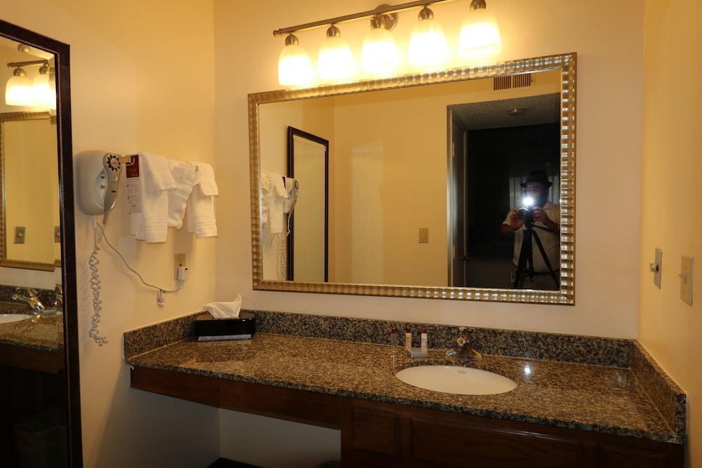 Fairbridge Inn & Suites - Akron Copley Township - West Εξωτερικό φωτογραφία