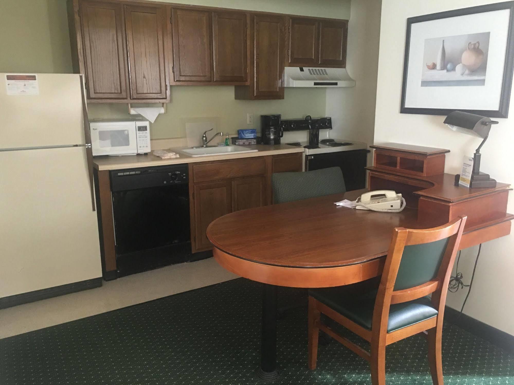 Fairbridge Inn & Suites - Akron Copley Township - West Εξωτερικό φωτογραφία