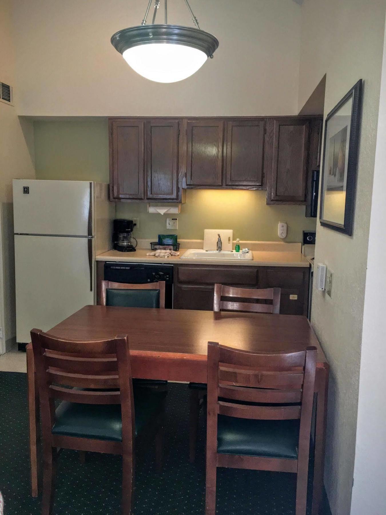 Fairbridge Inn & Suites - Akron Copley Township - West Εξωτερικό φωτογραφία