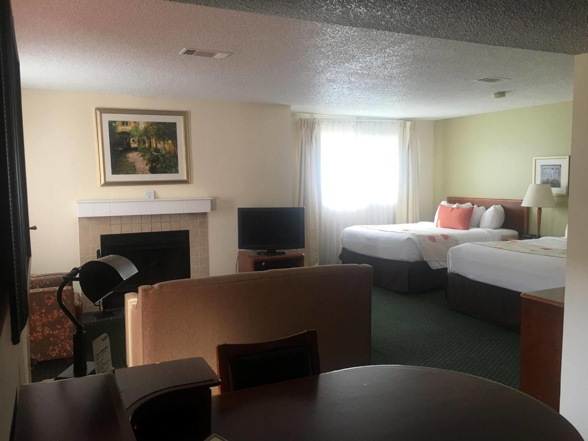 Fairbridge Inn & Suites - Akron Copley Township - West Εξωτερικό φωτογραφία