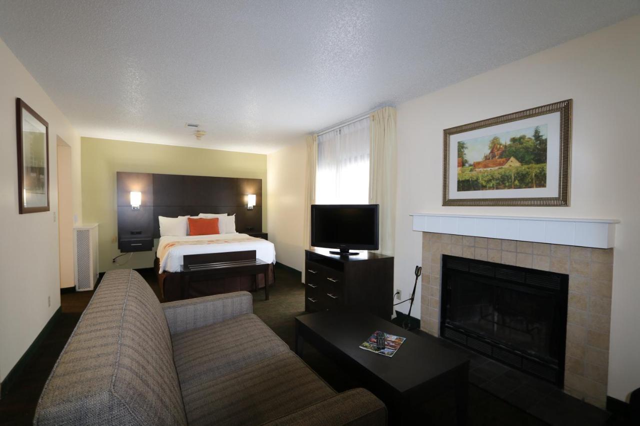 Fairbridge Inn & Suites - Akron Copley Township - West Δωμάτιο φωτογραφία